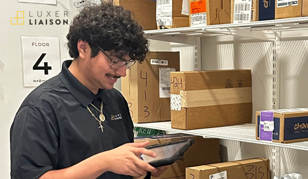 Luxer Liaison helping with parcel room management in Canada